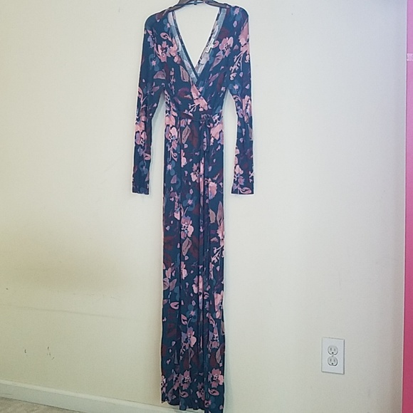 Jessica Simpson Dresses & Skirts - Jessica Simpson Maternity Maxi Dress